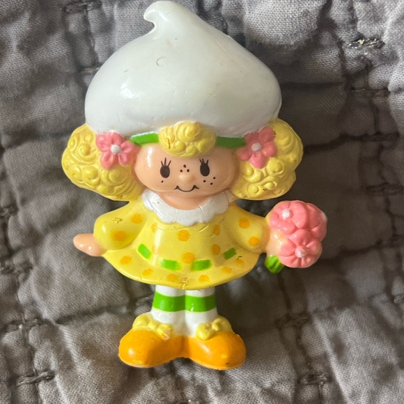 Strawberry Shortcake PVC Set - Picture 2 of 9